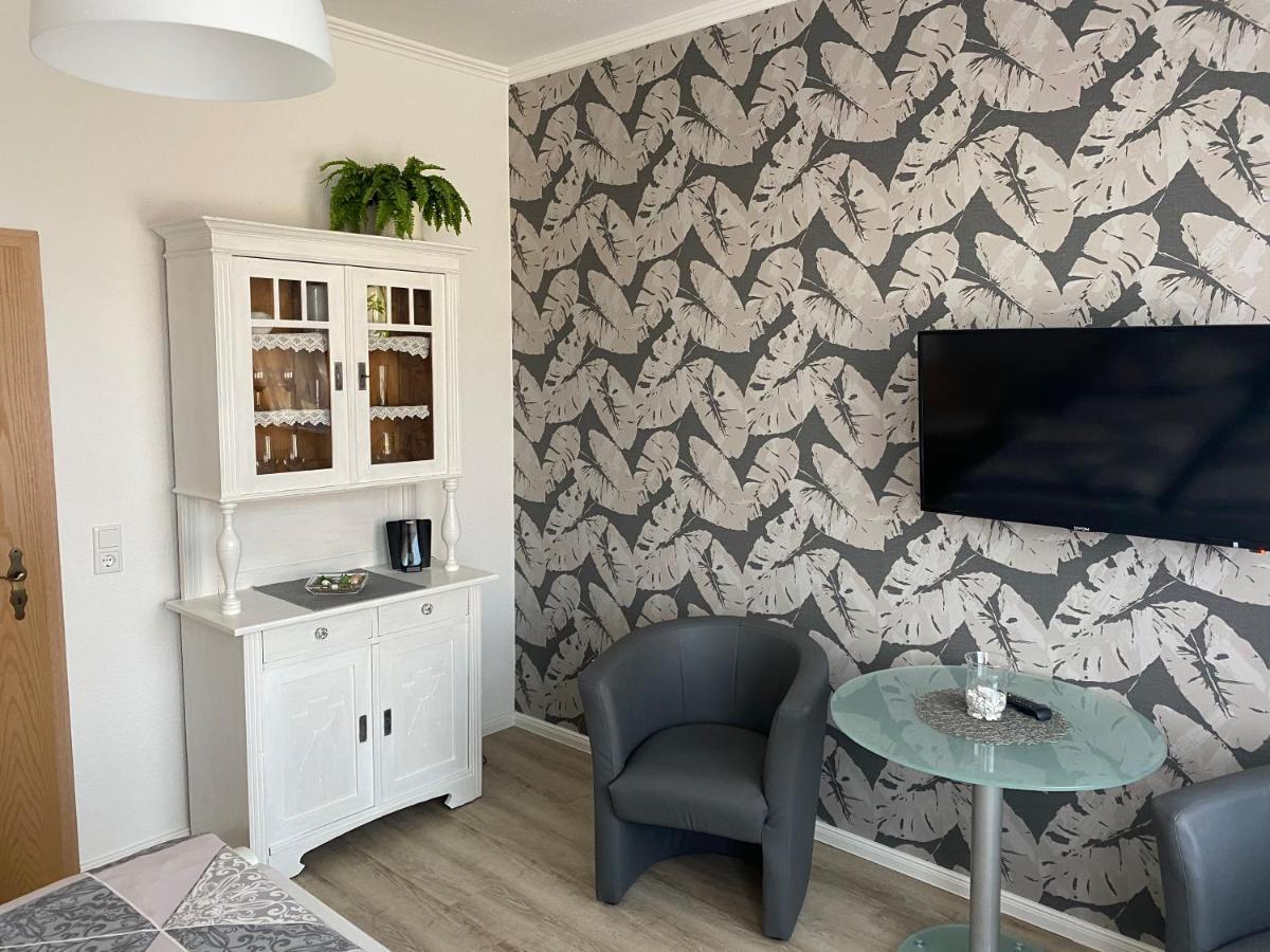 Ferienwohnung Am Schlossparkcenter Schwerin  Exteriör bild