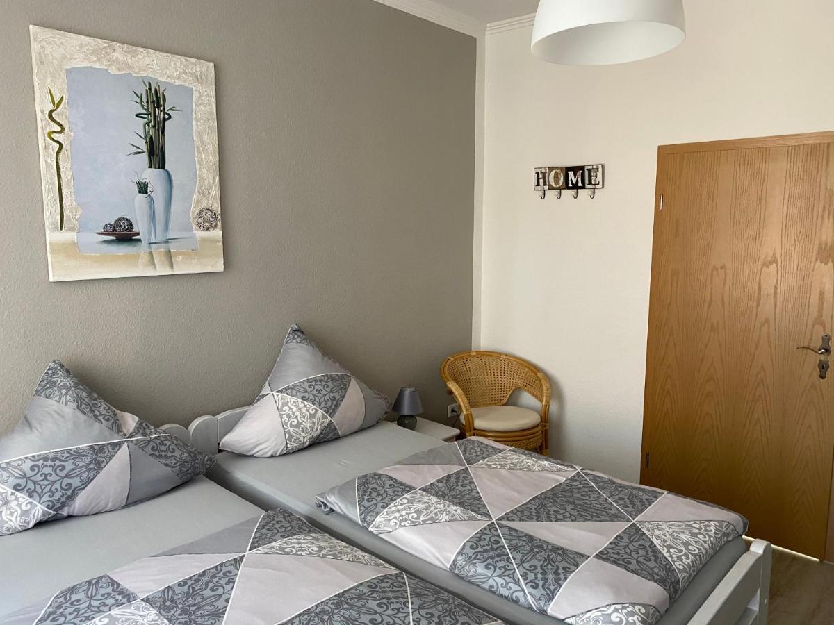 Ferienwohnung Am Schlossparkcenter Schwerin  Exteriör bild