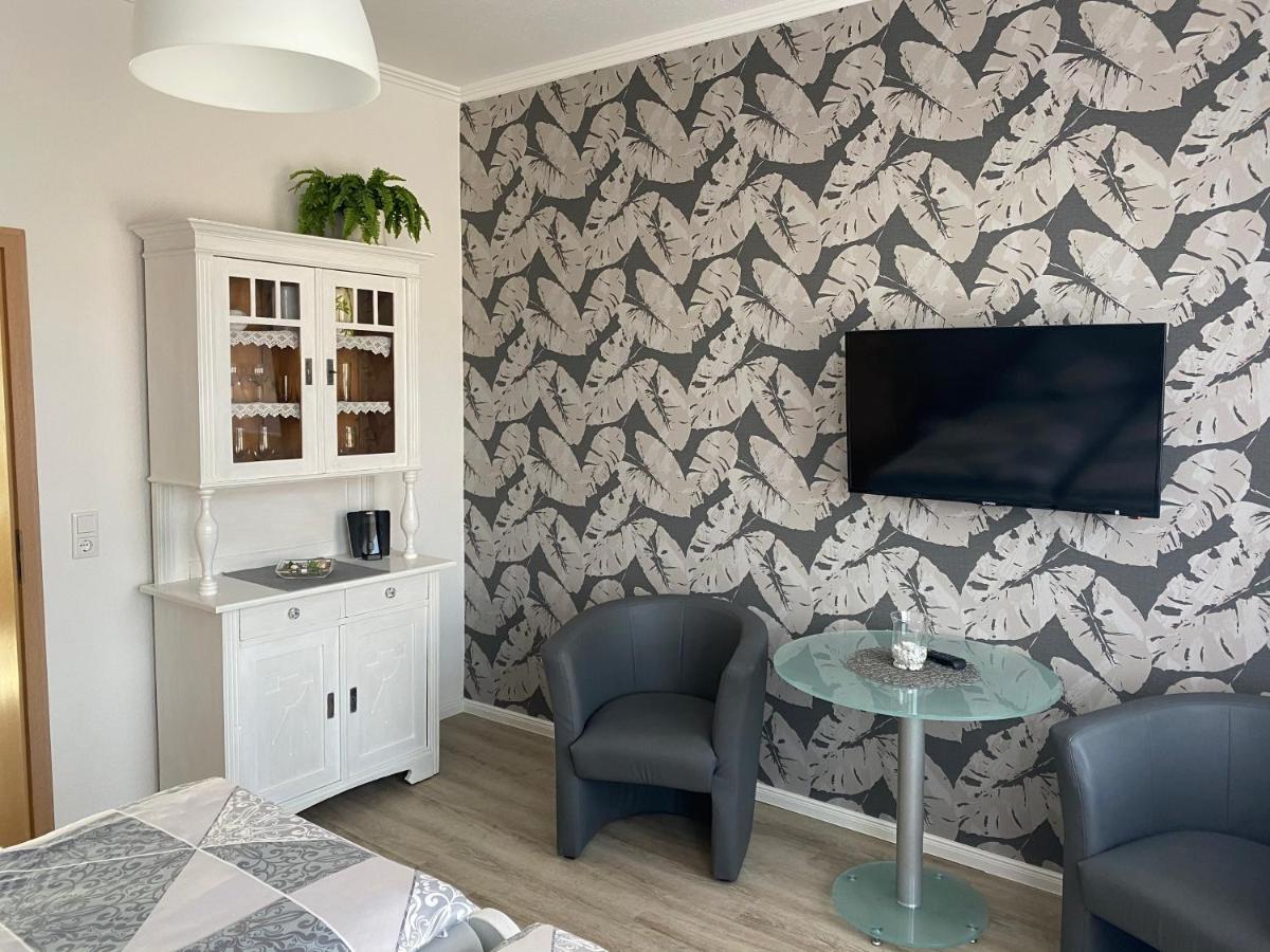 Ferienwohnung Am Schlossparkcenter Schwerin  Exteriör bild