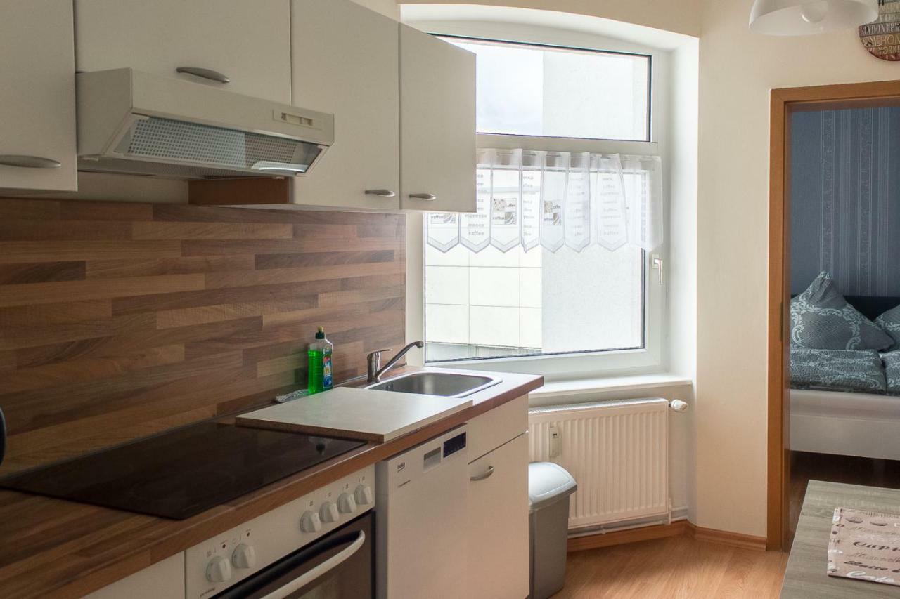 Ferienwohnung Am Schlossparkcenter Schwerin  Exteriör bild