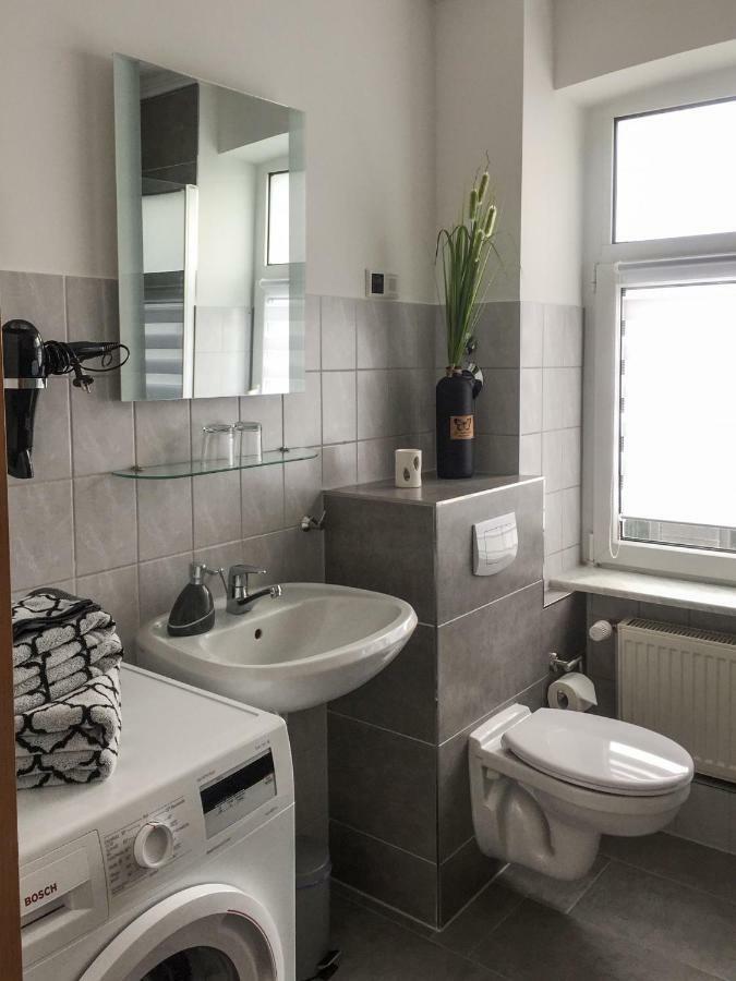 Ferienwohnung Am Schlossparkcenter Schwerin  Exteriör bild