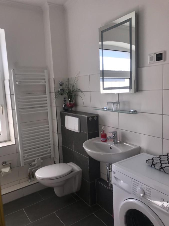 Ferienwohnung Am Schlossparkcenter Schwerin  Exteriör bild