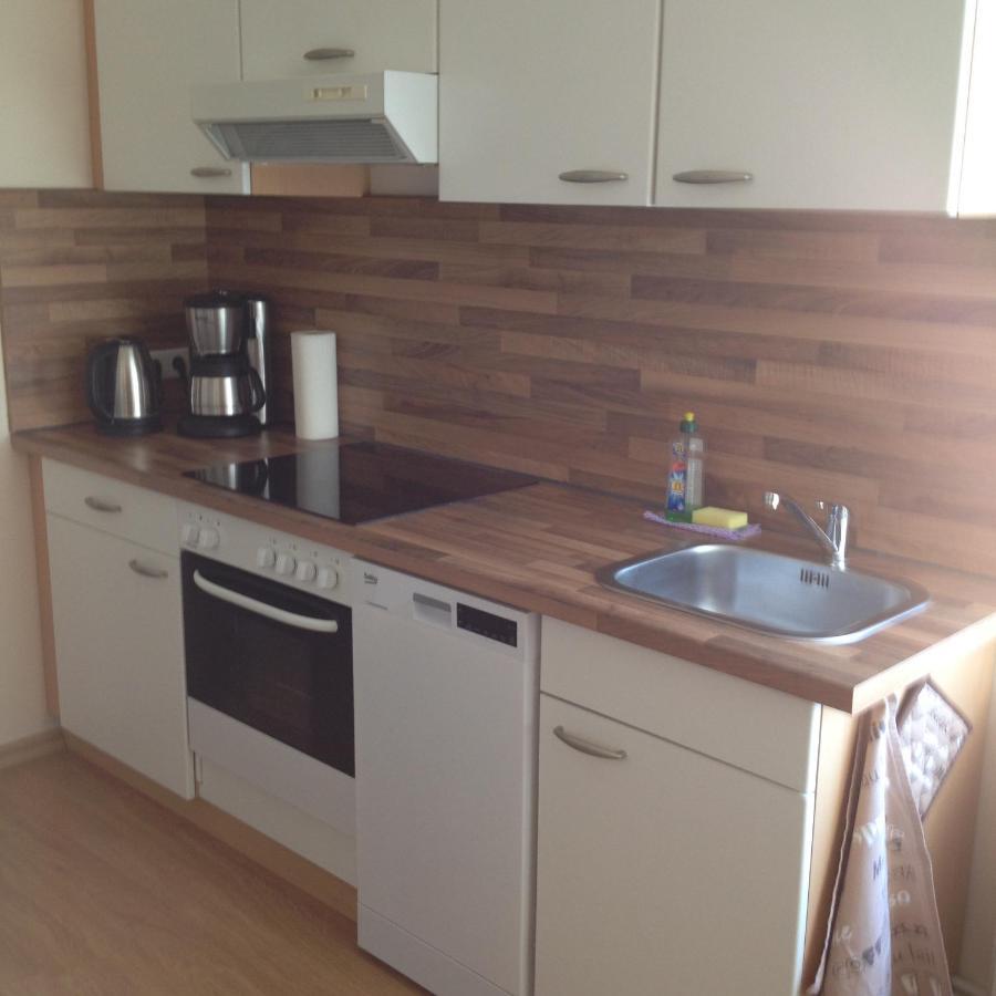 Ferienwohnung Am Schlossparkcenter Schwerin  Exteriör bild